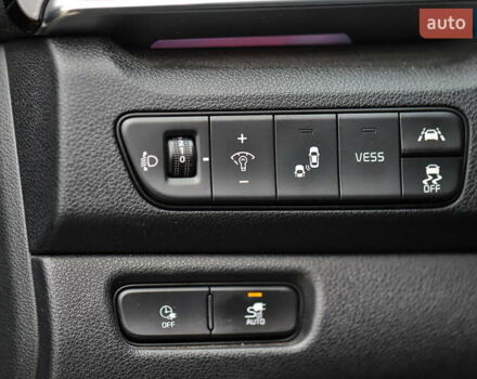 Синий Киа Niro, объемом двигателя 0 л и пробегом 131 тыс. км за 19500 $, фото 31 на Automoto.ua