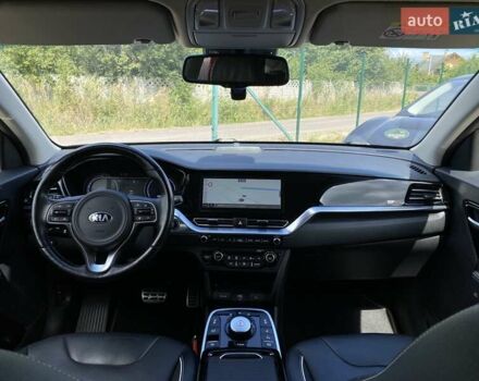 Синій Кіа Niro, об'ємом двигуна 0 л та пробігом 97 тис. км за 21950 $, фото 33 на Automoto.ua