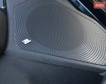 Синий Киа Niro, объемом двигателя 0 л и пробегом 79 тыс. км за 19333 $, фото 45 на Automoto.ua