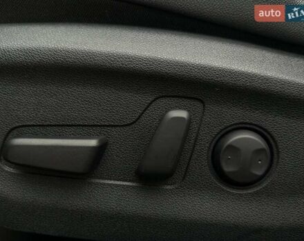 Синий Киа Niro, объемом двигателя 0 л и пробегом 117 тыс. км за 19900 $, фото 2 на Automoto.ua