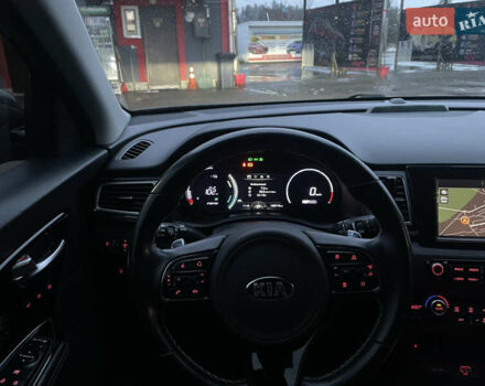Синій Кіа Niro, об'ємом двигуна 0 л та пробігом 139 тис. км за 18500 $, фото 9 на Automoto.ua