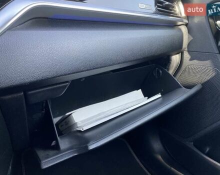 Синій Кіа Niro, об'ємом двигуна 0 л та пробігом 75 тис. км за 23900 $, фото 55 на Automoto.ua