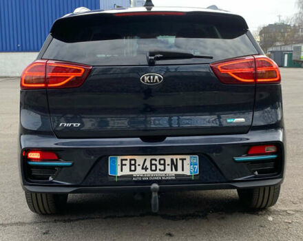 Синий Киа Niro, объемом двигателя 0 л и пробегом 104 тыс. км за 19150 $, фото 3 на Automoto.ua