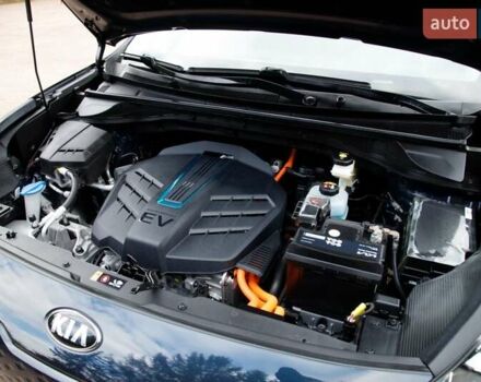 Синий Киа Niro, объемом двигателя 0 л и пробегом 99 тыс. км за 17950 $, фото 35 на Automoto.ua