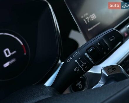 Синий Киа Niro, объемом двигателя 0 л и пробегом 58 тыс. км за 22900 $, фото 46 на Automoto.ua