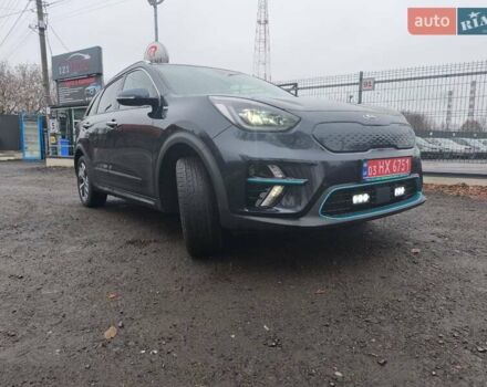 Синій Кіа Niro, об'ємом двигуна 0 л та пробігом 150 тис. км за 18000 $, фото 14 на Automoto.ua