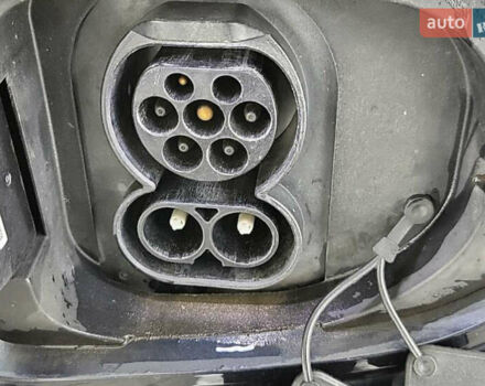 Киа Niro 2020 в Черкассах на Automoto.ua Синий Киа Niro, объемом двигателя 0 л и пробегом 137 тыс. км за 19190 $, фото 13 на Automoto.ua