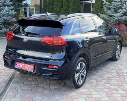 Синий Киа Niro, объемом двигателя 0 л и пробегом 112 тыс. км за 495 $, фото 1 на Automoto.ua