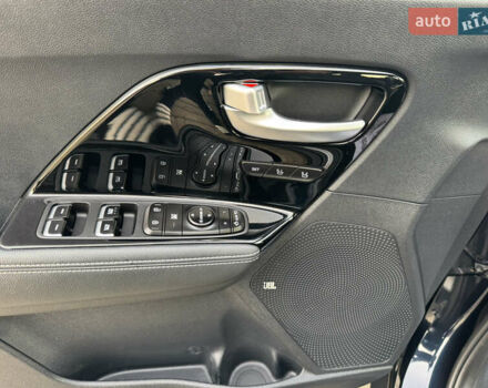 Синий Киа Niro, объемом двигателя 0 л и пробегом 156 тыс. км за 18900 $, фото 30 на Automoto.ua