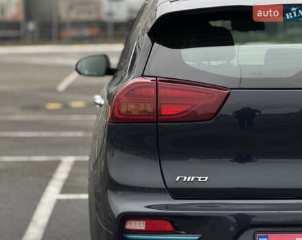 Синій Кіа Niro, об'ємом двигуна 0 л та пробігом 133 тис. км за 18900 $, фото 25 на Automoto.ua
