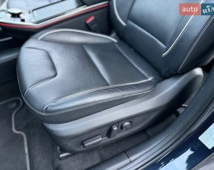 Синій Кіа Niro, об'ємом двигуна 0 л та пробігом 81 тис. км за 19350 $, фото 62 на Automoto.ua