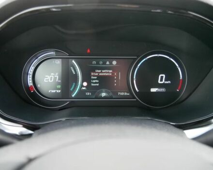 Синий Киа Niro, объемом двигателя 0 л и пробегом 71 тыс. км за 19796 $, фото 10 на Automoto.ua