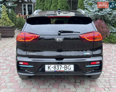 Синій Кіа Niro, об'ємом двигуна 0 л та пробігом 107 тис. км за 19200 $, фото 7 на Automoto.ua