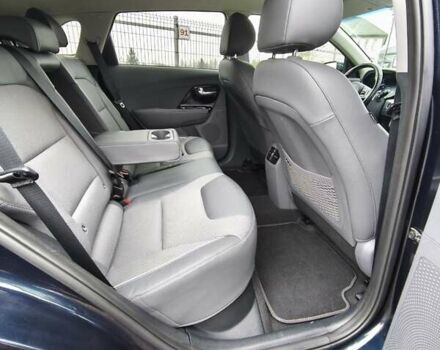 Синій Кіа Niro, об'ємом двигуна 0 л та пробігом 150 тис. км за 18000 $, фото 43 на Automoto.ua