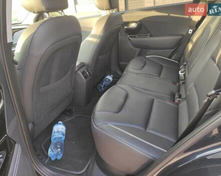 Синій Кіа Niro, об'ємом двигуна 0 л та пробігом 120 тис. км за 19890 $, фото 36 на Automoto.ua