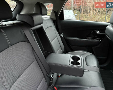 Синий Киа Niro, объемом двигателя 0 л и пробегом 125 тыс. км за 19600 $, фото 38 на Automoto.ua