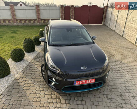 Синий Киа Niro, объемом двигателя 0 л и пробегом 156 тыс. км за 18900 $, фото 17 на Automoto.ua