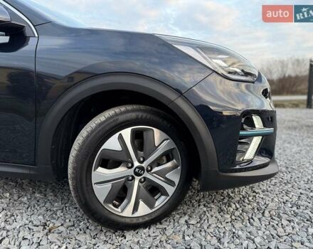 Синій Кіа Niro, об'ємом двигуна 0 л та пробігом 81 тис. км за 19350 $, фото 11 на Automoto.ua