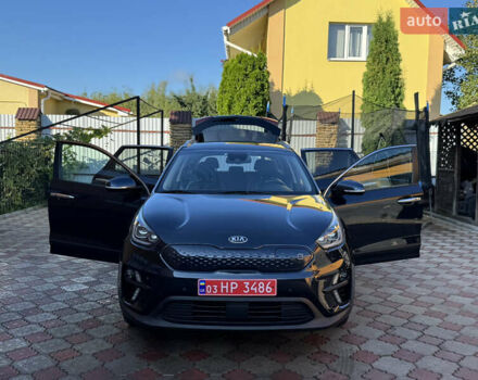 Синий Киа Niro, объемом двигателя 0 л и пробегом 170 тыс. км за 17999 $, фото 21 на Automoto.ua