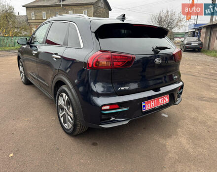 Синий Киа Niro, объемом двигателя 0 л и пробегом 125 тыс. км за 18500 $, фото 7 на Automoto.ua