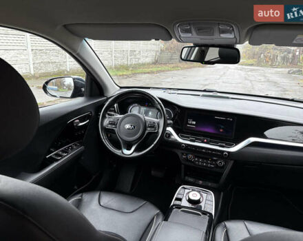 Синий Киа Niro, объемом двигателя 0 л и пробегом 115 тыс. км за 19900 $, фото 58 на Automoto.ua