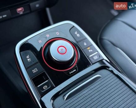Синій Кіа Niro, об'ємом двигуна 0 л та пробігом 81 тис. км за 19350 $, фото 58 на Automoto.ua