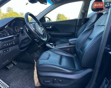 Синий Киа Niro, объемом двигателя 0 л и пробегом 58 тыс. км за 22900 $, фото 29 на Automoto.ua