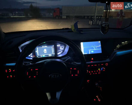 Синий Киа Niro, объемом двигателя 1.58 л и пробегом 58 тыс. км за 24500 $, фото 23 на Automoto.ua