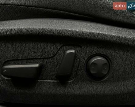 Синій Кіа Niro, об'ємом двигуна 0 л та пробігом 32 тис. км за 23900 $, фото 4 на Automoto.ua