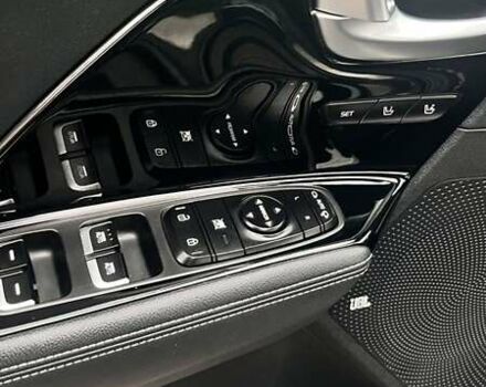 Синій Кіа Niro, об'ємом двигуна 0 л та пробігом 135 тис. км за 18750 $, фото 12 на Automoto.ua