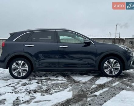 Синій Кіа Niro, об'ємом двигуна 0 л та пробігом 134 тис. км за 19300 $, фото 2 на Automoto.ua