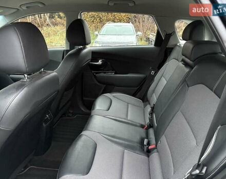Синий Киа Niro, объемом двигателя 0 л и пробегом 125 тыс. км за 19600 $, фото 33 на Automoto.ua