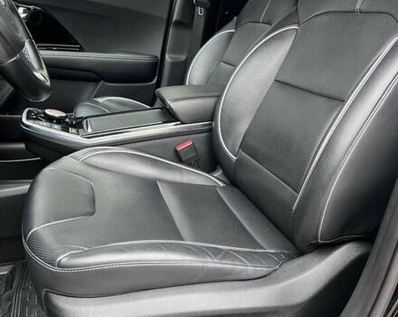 Синій Кіа Niro, об'ємом двигуна 0 л та пробігом 107 тис. км за 19200 $, фото 22 на Automoto.ua