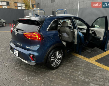 Синий Киа Niro, объемом двигателя 1.58 л и пробегом 58 тыс. км за 24500 $, фото 14 на Automoto.ua