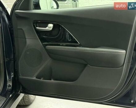 Синий Киа Niro, объемом двигателя 0 л и пробегом 90 тыс. км за 18427 $, фото 23 на Automoto.ua