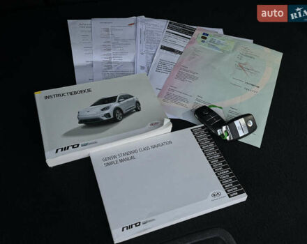 Синий Киа Niro, объемом двигателя 0 л и пробегом 130 тыс. км за 18900 $, фото 103 на Automoto.ua