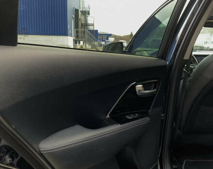 Синий Киа Niro, объемом двигателя 0 л и пробегом 104 тыс. км за 19150 $, фото 34 на Automoto.ua