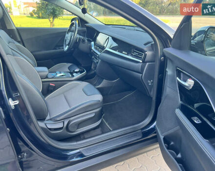 Синій Кіа Niro, об'ємом двигуна 0 л та пробігом 112 тис. км за 19500 $, фото 40 на Automoto.ua