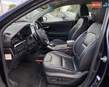 Киа Niro 2020 в Львове на Automoto.ua Синий Киа Niro, объемом двигателя 0 л и пробегом 97 тыс. км за 20950 $, фото 29 на Automoto.ua