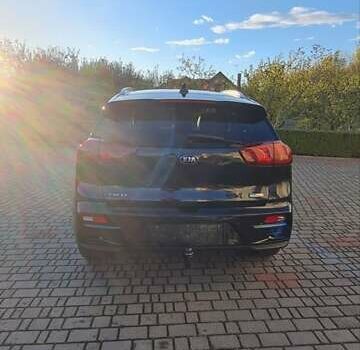 Синий Киа Niro, объемом двигателя 0 л и пробегом 148 тыс. км за 19300 $, фото 5 на Automoto.ua