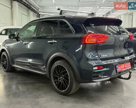 Синій Кіа Niro, об'ємом двигуна 0 л та пробігом 130 тис. км за 19071 $, фото 5 на Automoto.ua