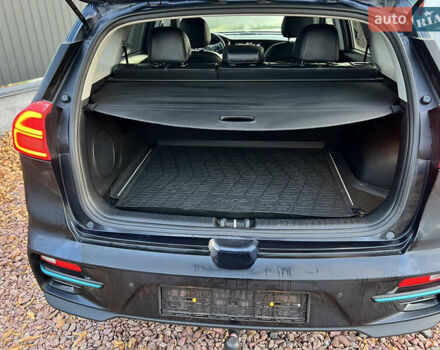 Синій Кіа Niro, об'ємом двигуна 0 л та пробігом 86 тис. км за 22200 $, фото 21 на Automoto.ua