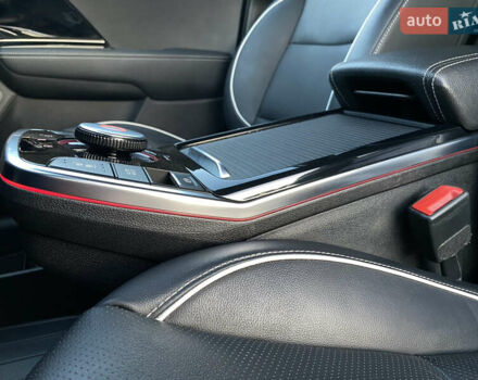 Синій Кіа Niro, об'ємом двигуна 0 л та пробігом 106 тис. км за 21900 $, фото 74 на Automoto.ua