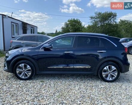 Синій Кіа Niro, об'ємом двигуна 0 л та пробігом 75 тис. км за 23900 $, фото 10 на Automoto.ua