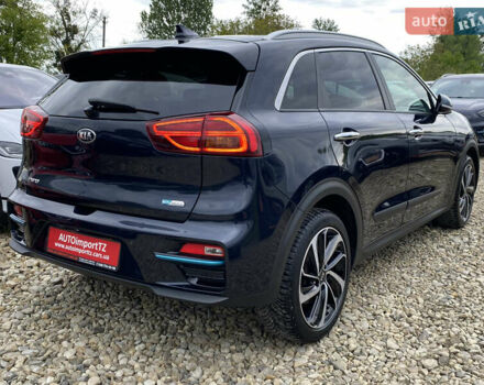 Синій Кіа Niro, об'ємом двигуна 0 л та пробігом 138 тис. км за 21200 $, фото 23 на Automoto.ua