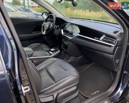 Синій Кіа Niro, об'ємом двигуна 0 л та пробігом 97 тис. км за 21950 $, фото 62 на Automoto.ua