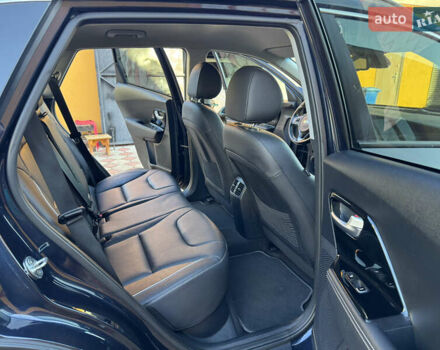 Синій Кіа Niro, об'ємом двигуна 0 л та пробігом 170 тис. км за 17999 $, фото 16 на Automoto.ua