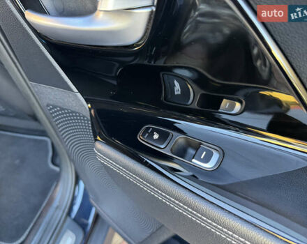 Синий Киа Niro, объемом двигателя 0 л и пробегом 170 тыс. км за 17999 $, фото 17 на Automoto.ua