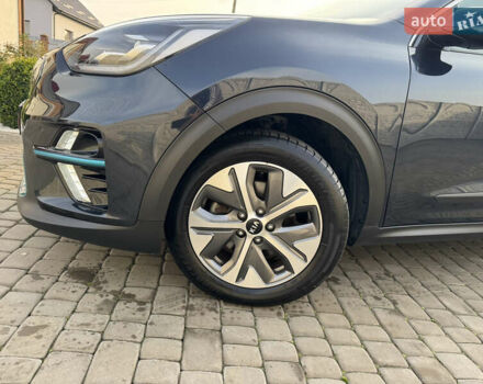 Синий Киа Niro, объемом двигателя 0 л и пробегом 156 тыс. км за 18900 $, фото 10 на Automoto.ua
