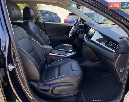 Синий Киа Niro, объемом двигателя 0 л и пробегом 48 тыс. км за 24700 $, фото 58 на Automoto.ua